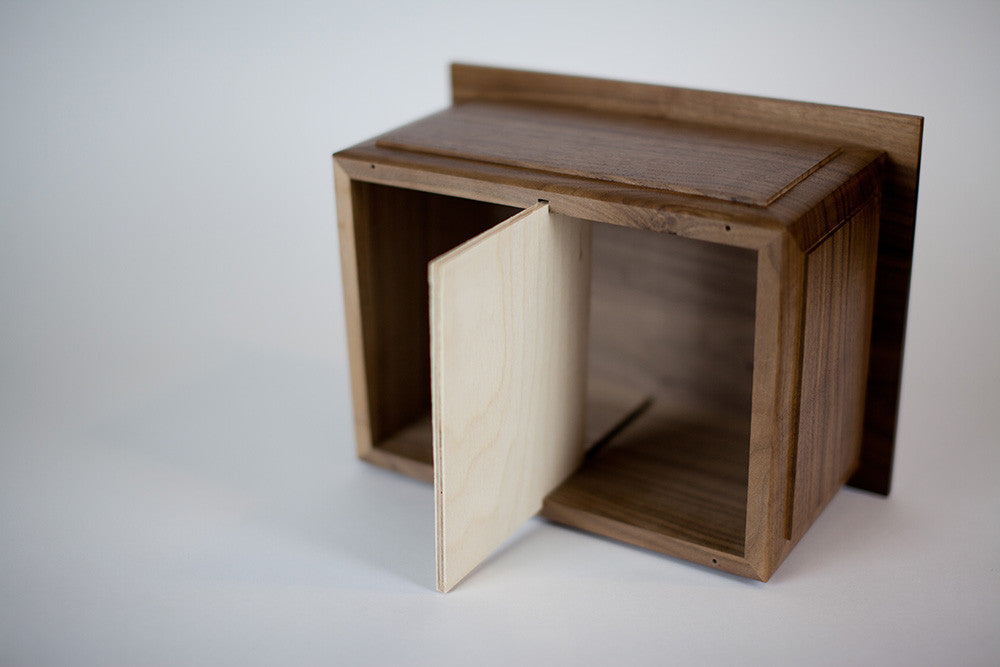 Boston II Companion Urn: Divider is removeable