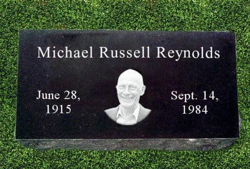 Center Oval Photo Grave Marker