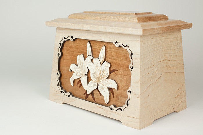 Astoria Cremation Urn - Maple Wood