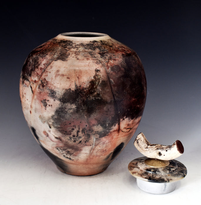 Comes with top opening non-threaded lid